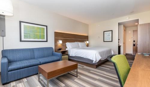 King Suite with Sofa Bed