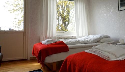 Single Room with Shared Shower and Toilet