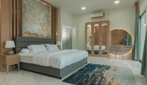 Junior Suite with Mountain View