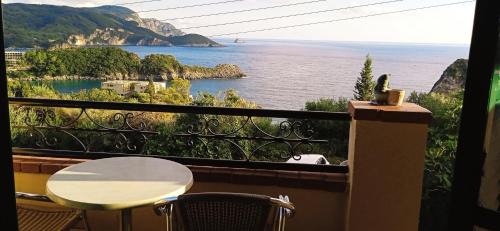 Studio with Sea View