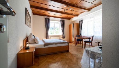 Large Double Room