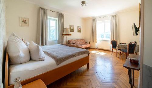 Deluxe Double Room with Balcony
