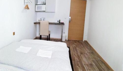 Double Room with Shared Toilet