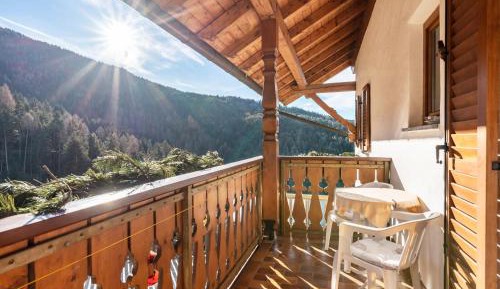 Superior One-Bedroom Apartment with Balcony