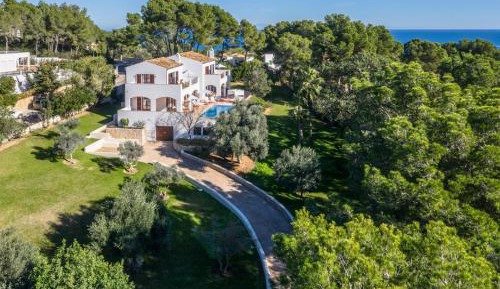 Villa with Sea View