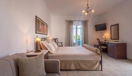 Superior Room with Land View