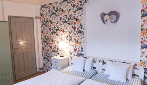 Twin Room with Extra Bed