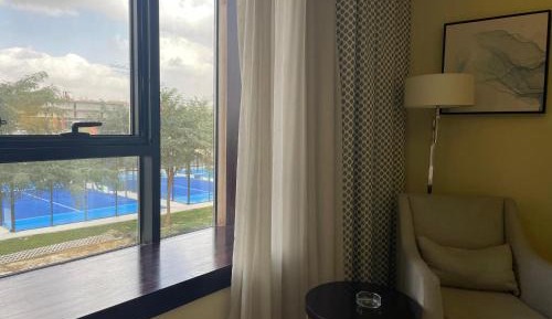 Deluxe City Room - King Bed