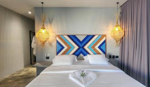 Deluxe King Room