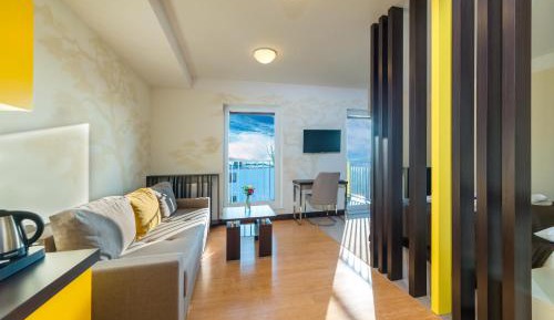 Deluxe Double or Twin Room with Balcony