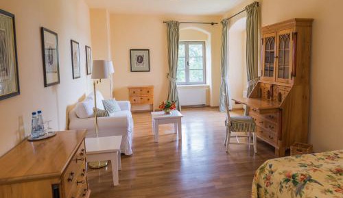 Junior Suite - Main Building