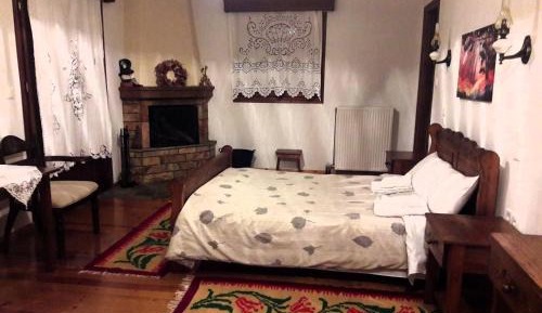 Studio (2 Adults) with Mountain View