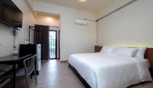Deluxe Double Room with Balcony