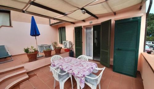 Superior One-Bedroom Apartment