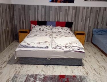Deluxe Double Room with Shower