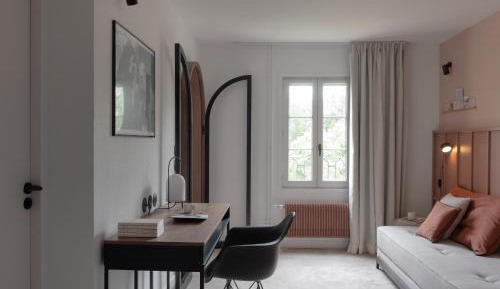 Junior Suite with Terrace Garden View