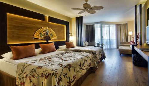 Deluxe Double or Twin Room with Sea View