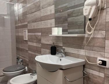 Quadruple Room with Private Bathroom