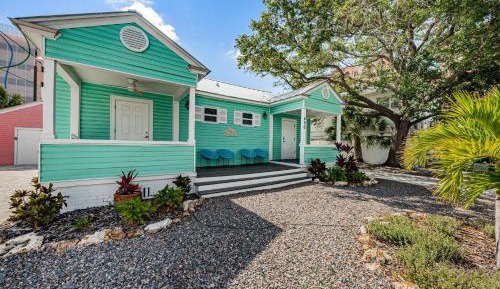 Three-Bedroom Vacation Home 