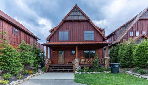 Two-Bedroom Holiday Home