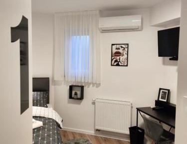 Single Room with Private Bathroom
