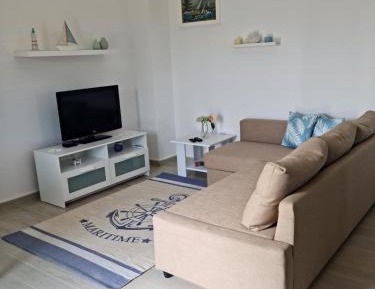 One-Bedroom Apartment with Terrace