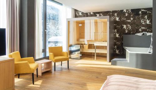 Deluxe Apartment with Sauna