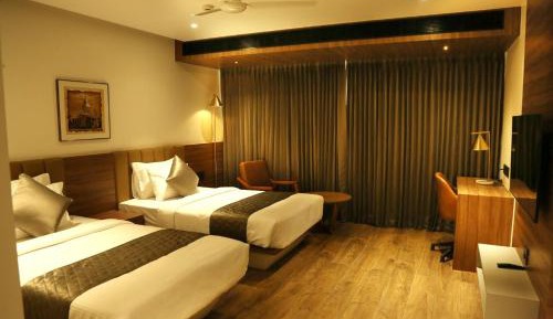 Deluxe Double or Twin Room