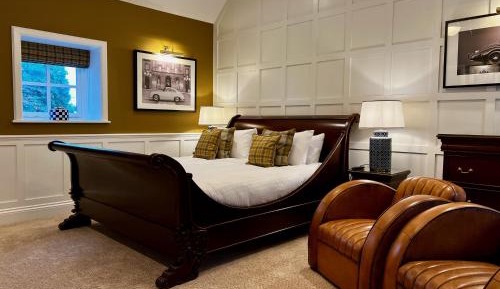 Luxury (Carriage House)