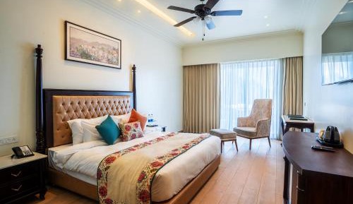 Super Deluxe Room