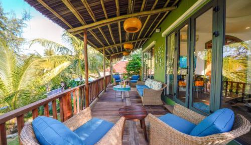 Villa - Beach Front