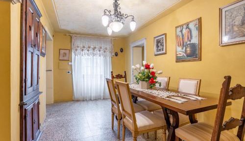 Three-Bedroom Superior Apartment