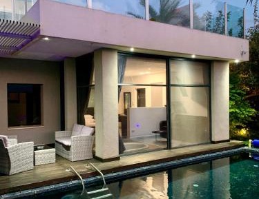 Suite with Private Pool