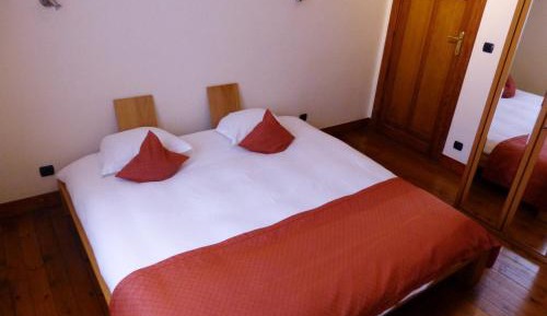 Apartment (2 Adults)