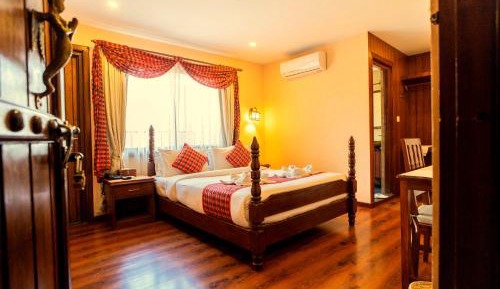 Deluxe King Room - 20% off on Food & Beverage, Early check-in & Late check-out by 2 hours