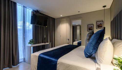 King Room with City View