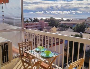 Studio with Sea View