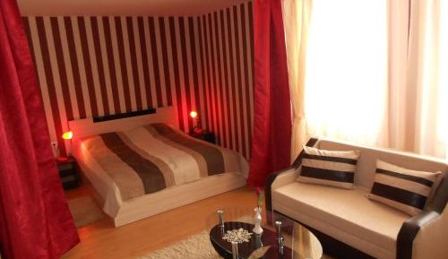 Deluxe King Studio