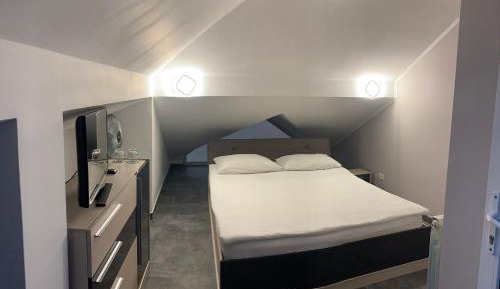 Single Room with Bathroom