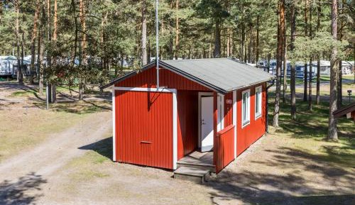 Bungalow (4 Adults)