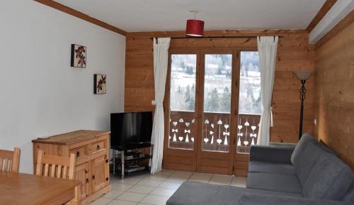 Apartment (4 Adults)