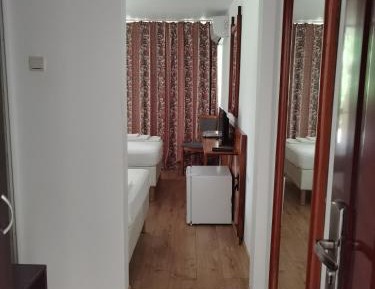Queen Room with Garden View