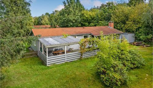 Three-Bedroom Holiday Home 
