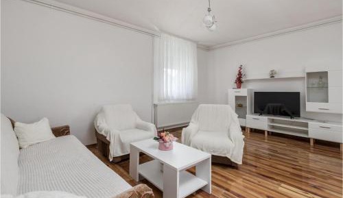 Four-Bedroom Holiday Home