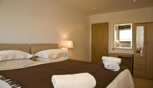 Two-Bedroom Apartment (4 Adults)