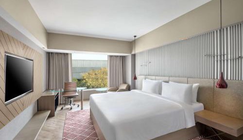 Day Use Room for 6hrs (Any time between 11AM – 5PM), No Night Stay Allowed, Mandatory Check Out at 5 pm, Multiple days Stay not allowed