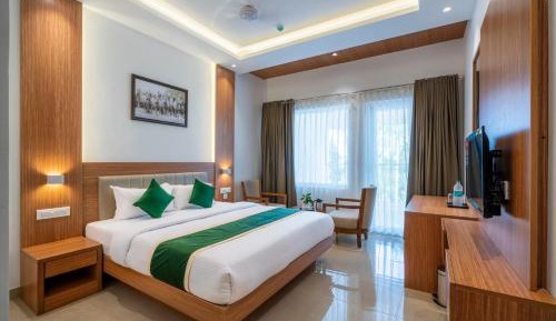 Deluxe King Suite