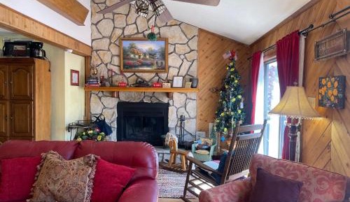 Four-Bedroom Holiday Home
