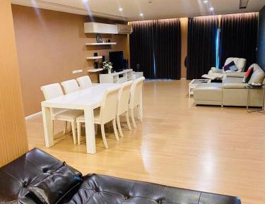 Family Room with Private Bathroom