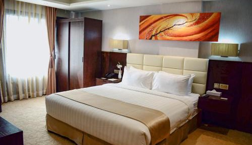Crown Suite